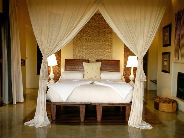 Madikwe Hills - Main Camp - Bedroom1